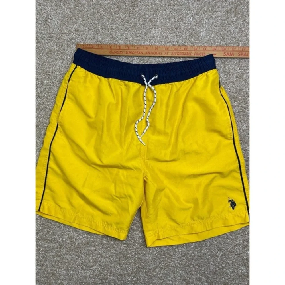 Vintage 2000  Us Polo Ss Shorts Size Large‎ Yellow
